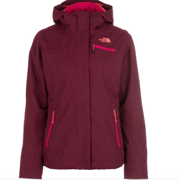 The North Face Women's Up and over Triclimate Jacket - SP - Picture 1 of 12